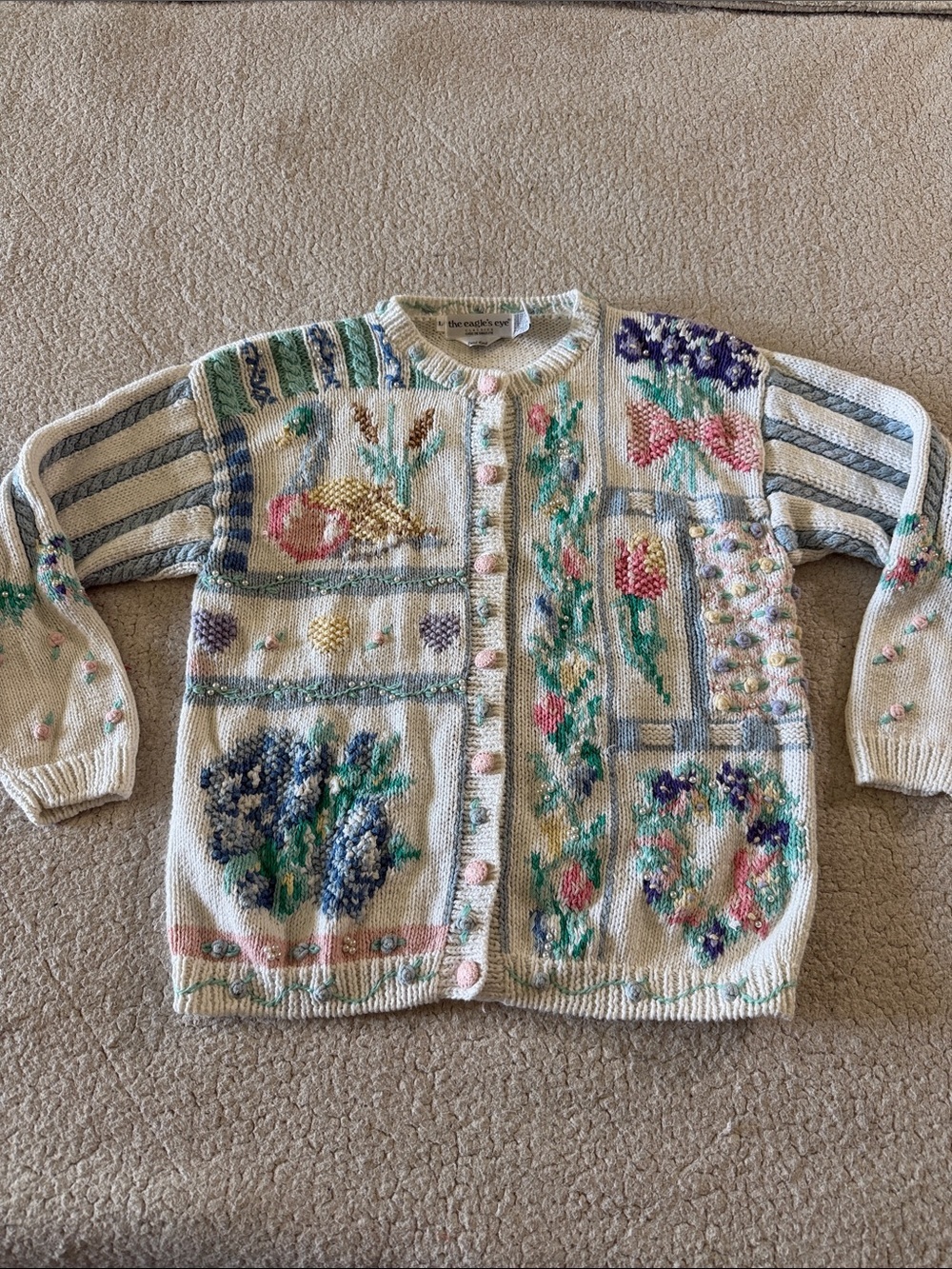 The Eagles’s Eye Hand Knit Cream Floral Swan Beaded Cardigan Sweater Large